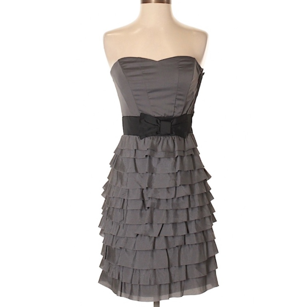 H&M Gray & Black Ruffle Strapless Dress Size 10